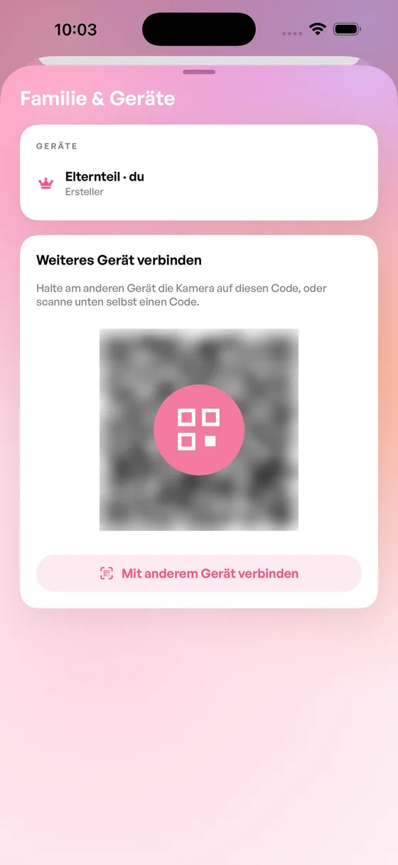 Familie und Geräte mit QR-Code zum Verbinden eines zweiten Geräts